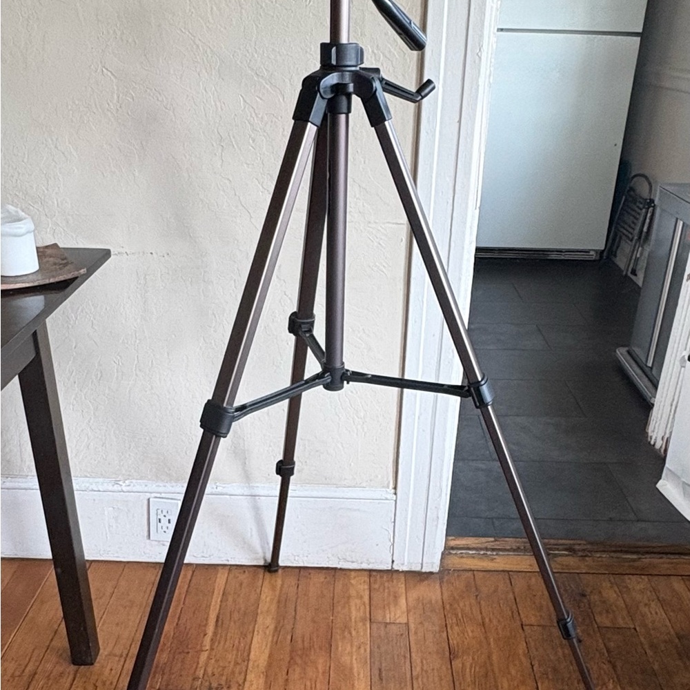 Canon Camera Tripod Stand